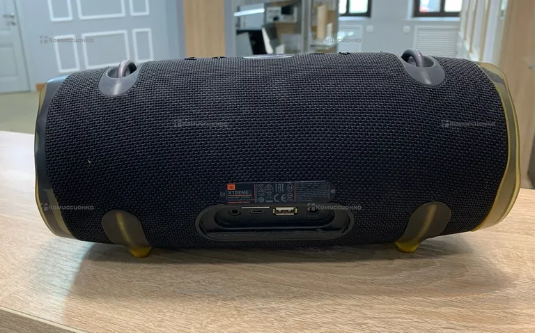 Колонка JBL Extreme 2