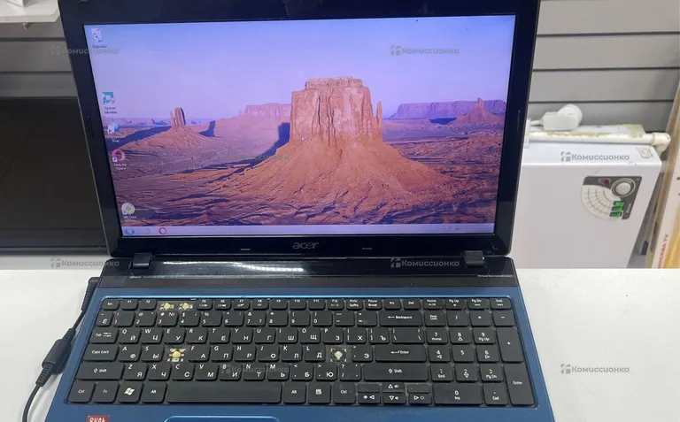 Ноутбук Acer 5560-4333G32Mnbb