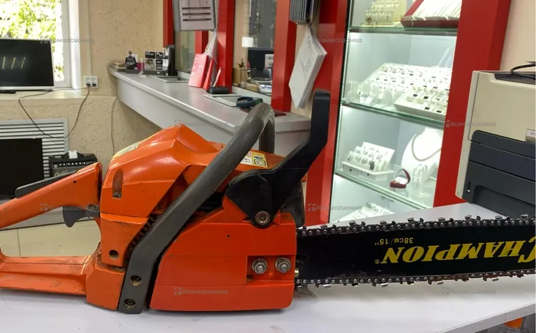 Цепная пила Husqvarna 137e