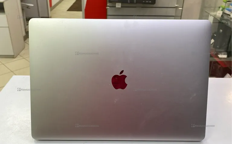 Ноутбук Apple MacBook Pro 15 2019