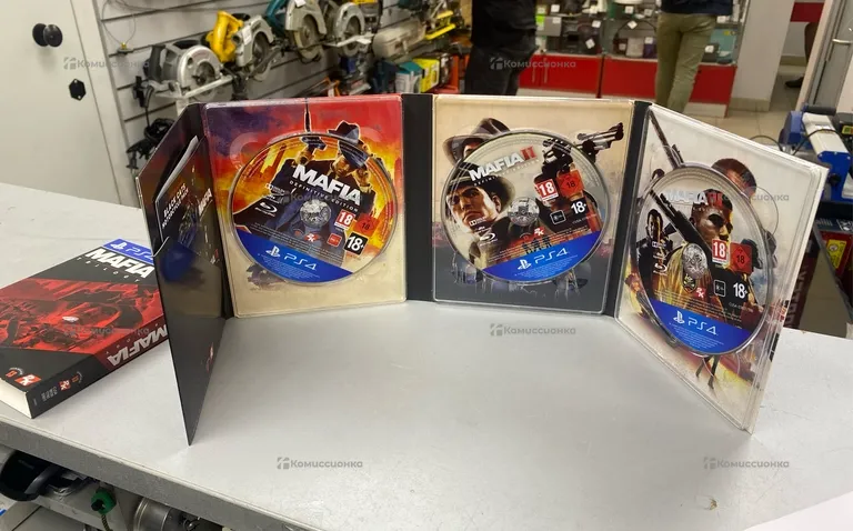 Игра для PS4 Mafia Trilogy
