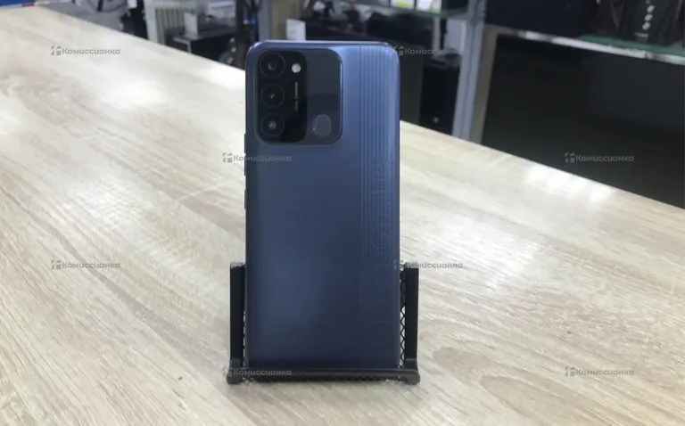 Tecno spark 8c 4/64