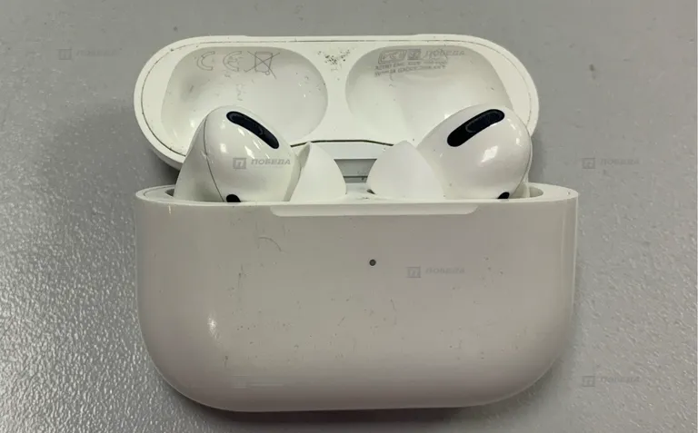 Наушники Apple AirPods Pro