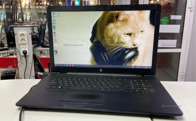 Ноутбук  HP AMD A6-9220/ Radeon R4