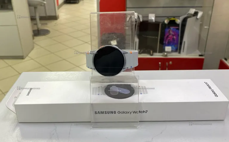 Часы Galaxy watch 7