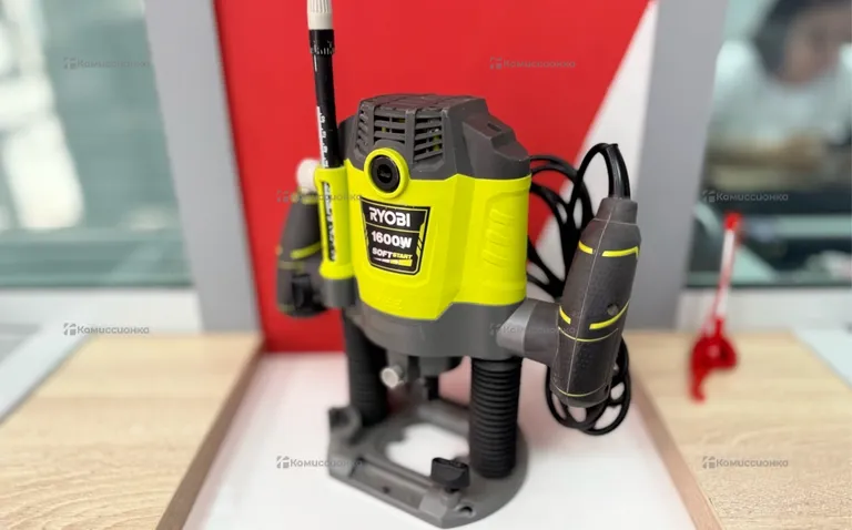 фрезер Ryobi 1600w