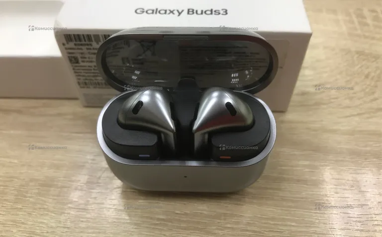 Наушники  Samsung Galaxy Buds 3