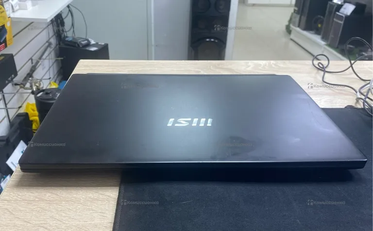 Ноутбук  msi