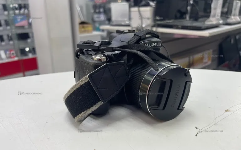 Фотоаппарат Fujifilm FinePix SL300