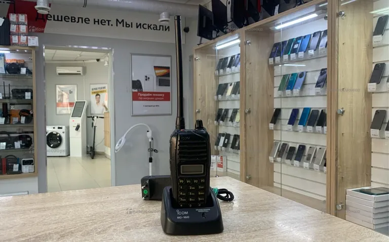 Рация  Icom IC-F3036T