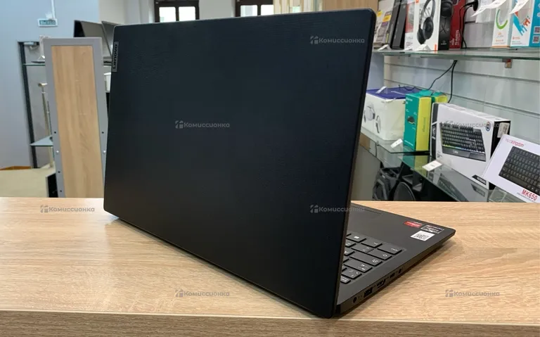 Ноутбук Lenovo V1502-ALC