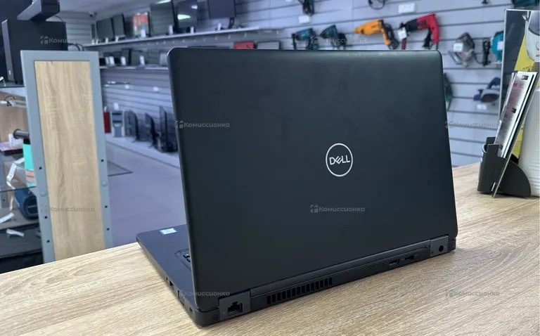 Ноутбук  dell latitude 5490