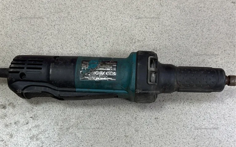 Прямая шлифмашина makita GD0600
