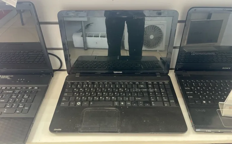 Ноутбук Toshiba