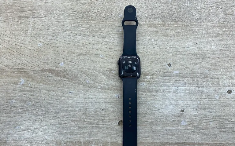 Часы Apple Watch SE 44mm (1ST Generation)