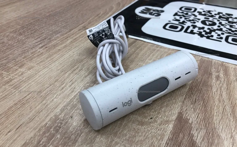 Веб-камера Logitech BRIO 500