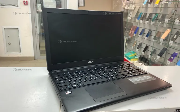 Ноутбук Acer Aspire E1-522