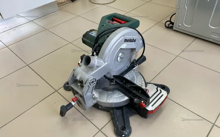 торцовочная пила METABO KS216M