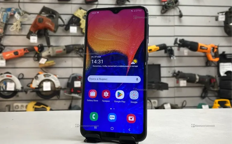 Samsung Galaxy A10 3/32 ГБ