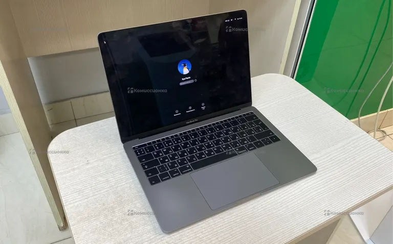 Ноутбук  Macbook Pro 13 (2016)