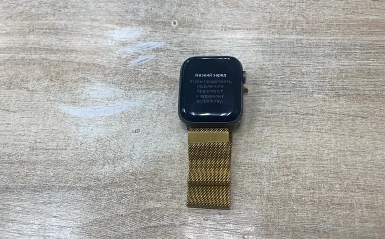 Часы  Apple Watch 4 44mm