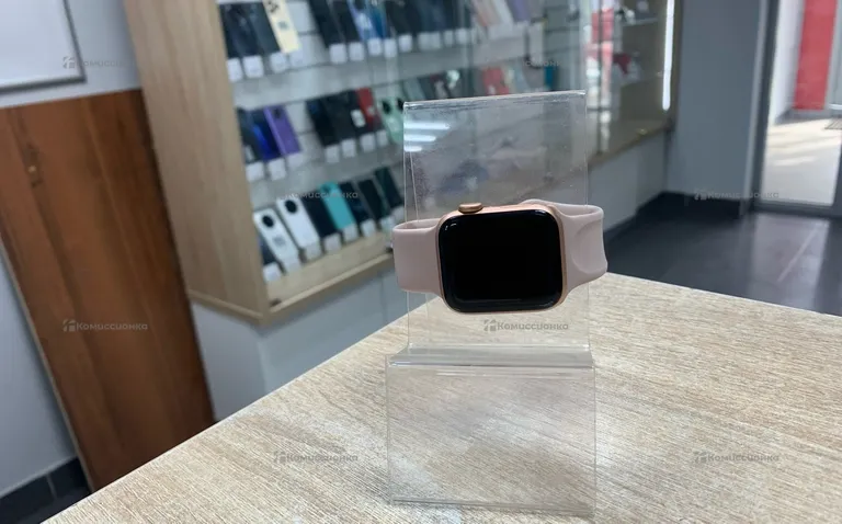 Часы  Apple Watch SE 2