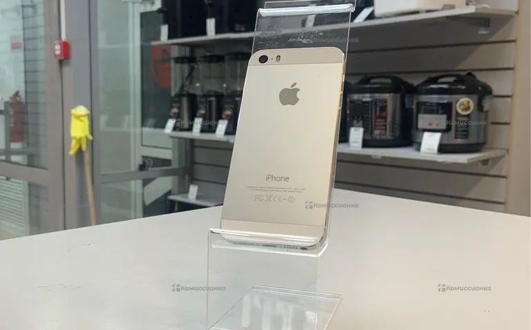 Apple iPhone 5S 16 ГБ