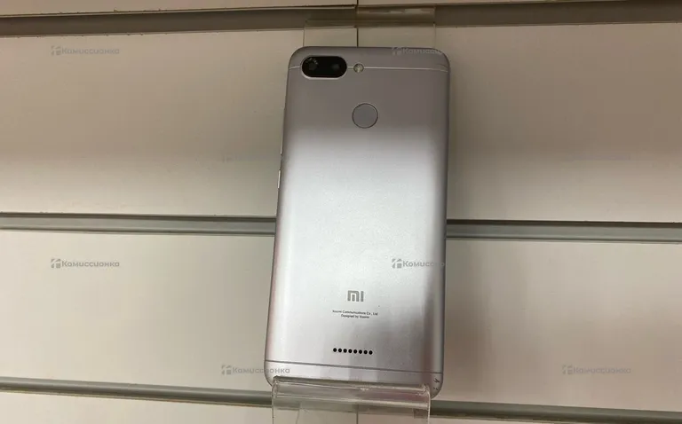 Xiaomi Redmi 6 3/32 ГБ