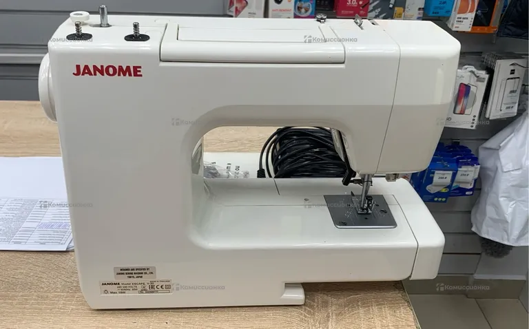 Швейная машина  JANOME ESCAPE V-30
