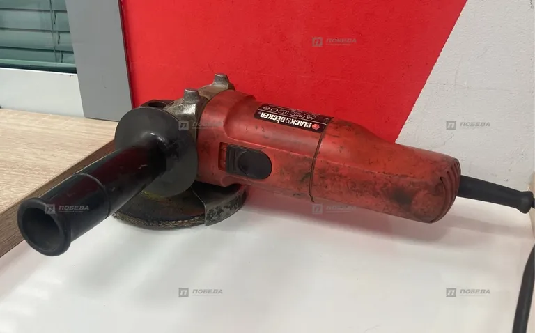 УШМ BLACK+DECKER BLACK+DECKER AST6XC