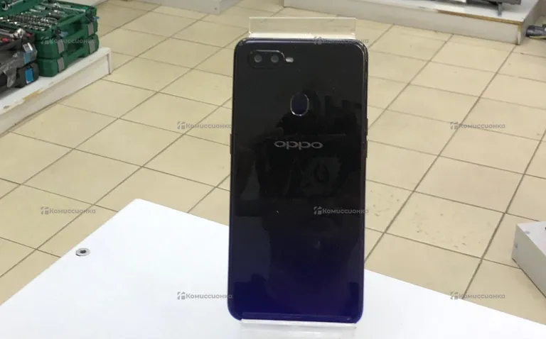 Oppo f9 pro 8/256 (реплика)