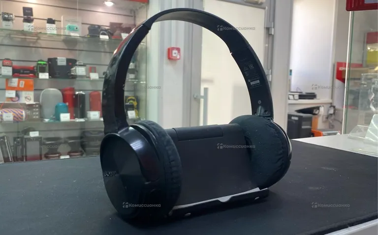 Наушники  Sony