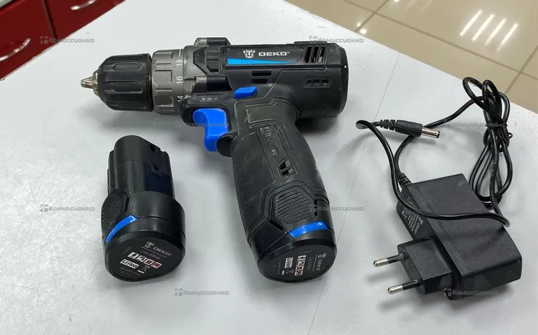 дрель шуруповерт GCD12DU