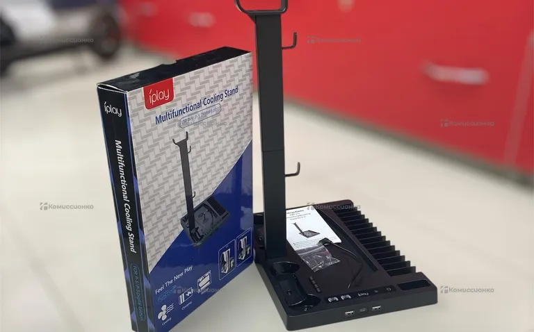 вертикальня подставка с охлаждением PS5