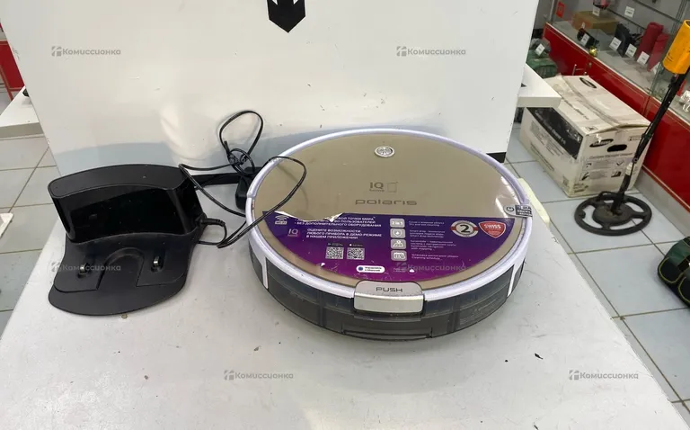 Робот пылесос Polaris PVCR 0735