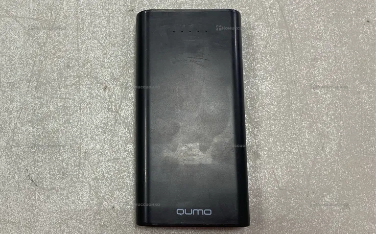 Power Bank  QUMO