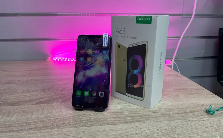 OPPO A83 6/128 ГБ