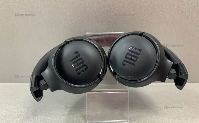 Наушники  JBL