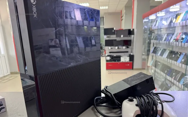 Приставка Xbox One 500Gb