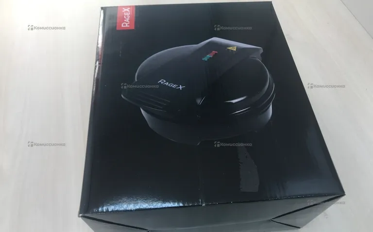 Вафельница RageX R703