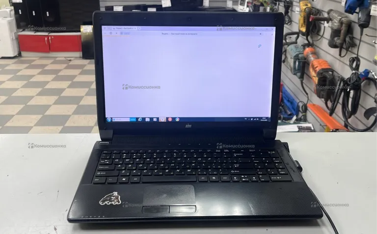Ноутбук  DNS A35