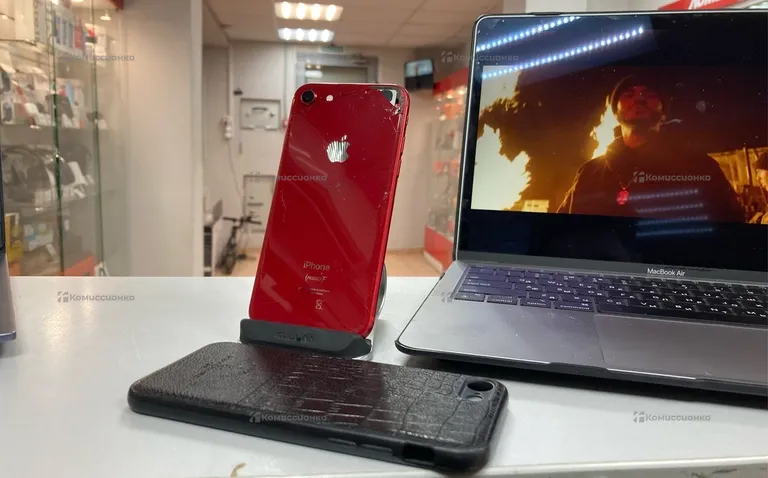 Apple iPhone 8 64