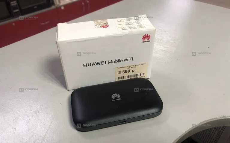 Портативный роутер Huawei E5576S