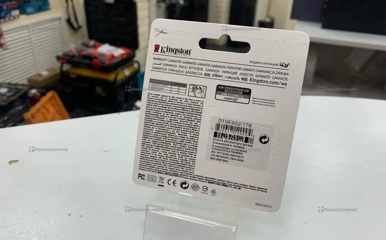 Флешкарта Kingston 1tb.