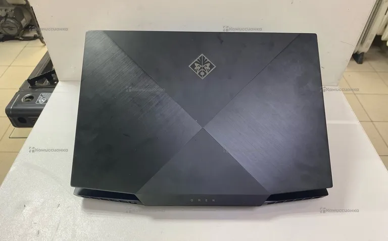 Ноутбук  HP omen 15-dh 00006