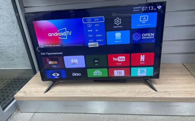 Телевизор Smart TV "32 *4