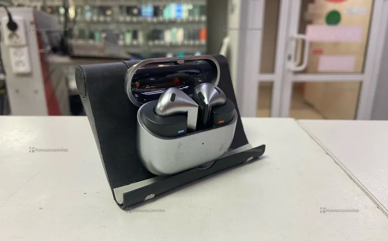 Наушники Samsung Galaxy Buds 3
