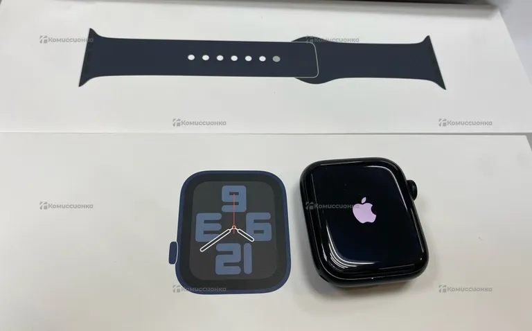 Часы  Apple Watch SE Gen 2 44mm