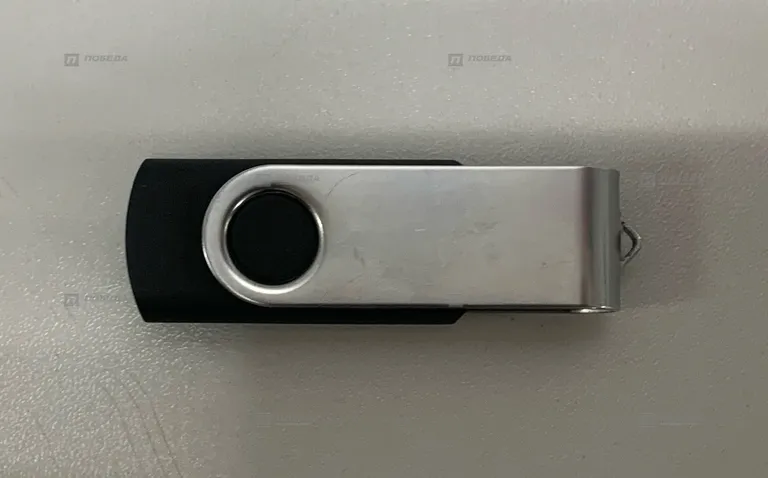 USB флешка Hikvision 8Gb