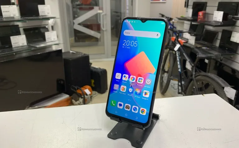 Tecno spark 8c 4/64